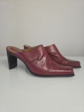 ANTONIO MELANI Burgundy Leather Mule Heels